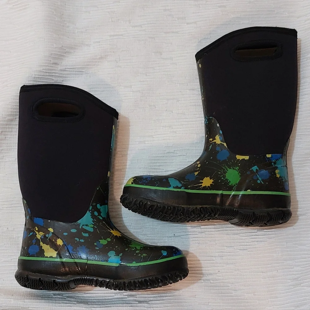 Bogs Kids Black Rain Boots with Green and Blue Splash Size 3